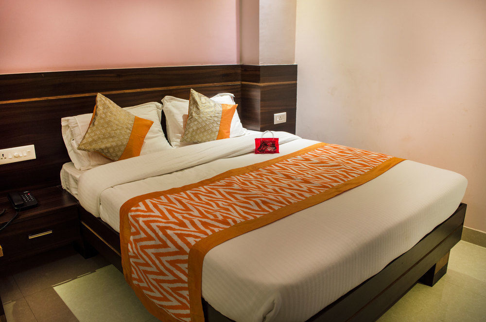 Oyo Rooms Sargam Cinemas Бхопал Экстерьер фото